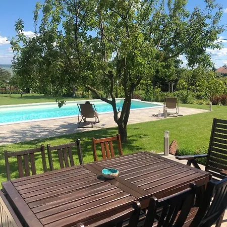 Omega Σπίτι διακοπών Badacsonytomaj